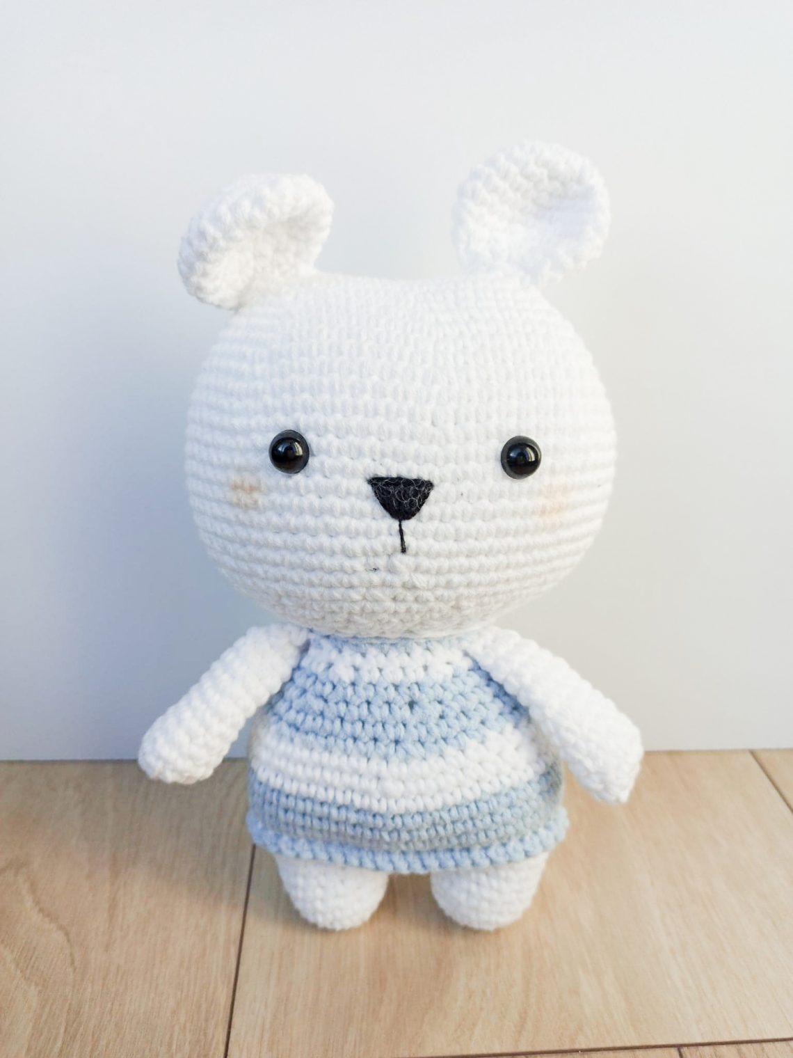 A crochet bear using the Amigurumi technique.