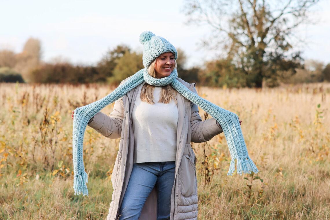 beginner crochet, quick and easy hat and scarf set