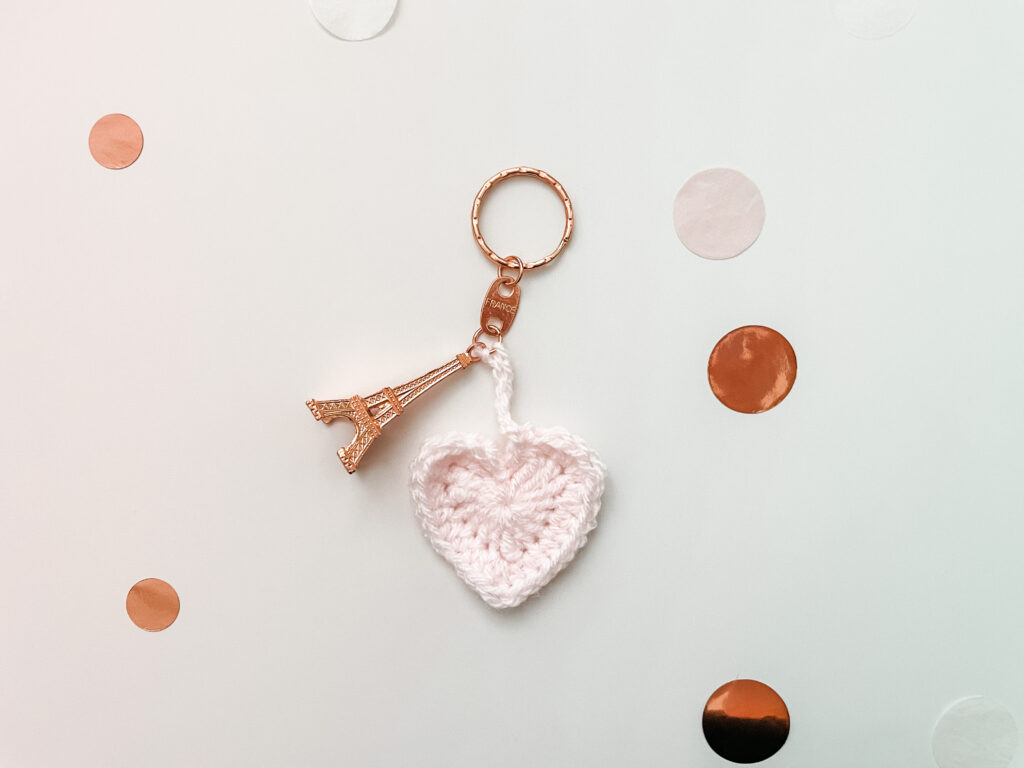 Paris Eiffel Tower Keyring with Heart Shape